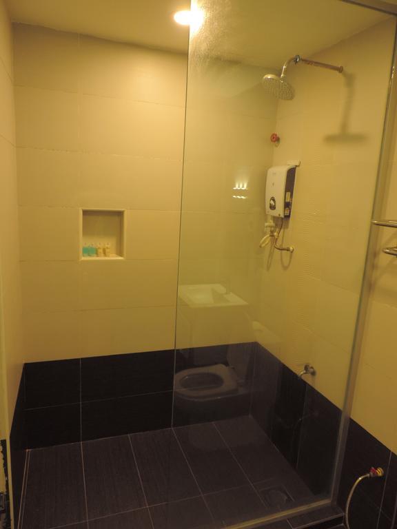 Golden Leaf Boutique Hotel Johor Bahru Exterior photo