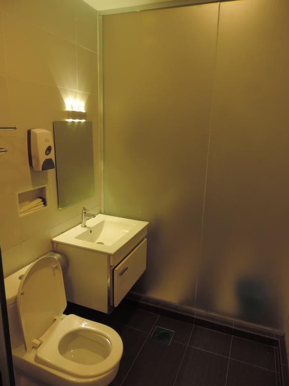 Golden Leaf Boutique Hotel Johor Bahru Exterior photo